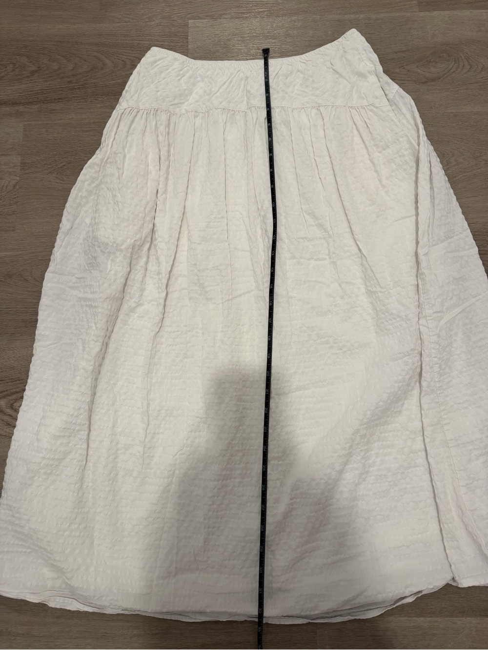 Uniqlo White Women's A-Line Midi Skirt - Picture 6 of 6